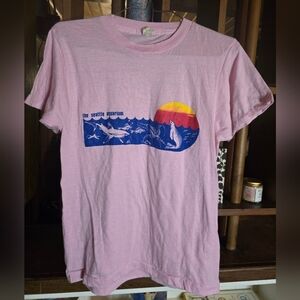 Vintage Seattle Aquarium Pink Graphic T-Shirt with Whale Design Medium